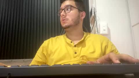 Snapshot of osomalicioso chatting on 24, 10, 2025 juan online show from 24, 10, 2025