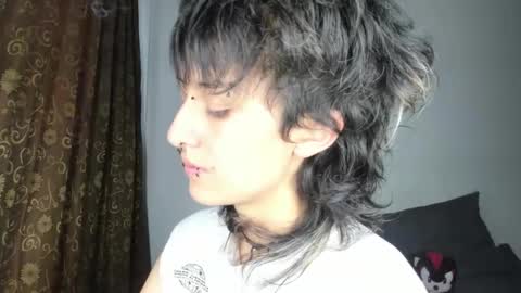 Snapshot of ottoyan_ chatting on 11, 11, 2025 Otto 3 online show from 11, 11, 2025