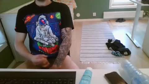 Snapshot of ovvv9 chatting on 6, 1, 2025 ovvv9 online show from 6, 1, 2025