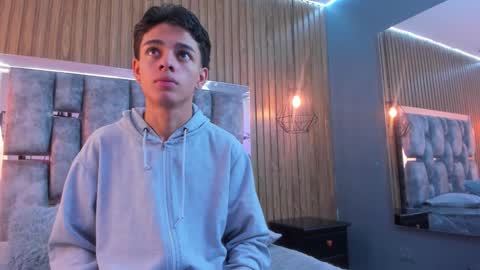 Owen Johnson online show from 26, 11, 2025