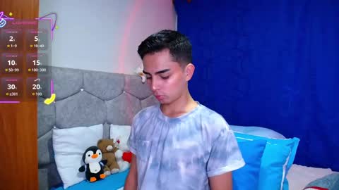 Owen  Independent model  online show from 12, 9, 2025