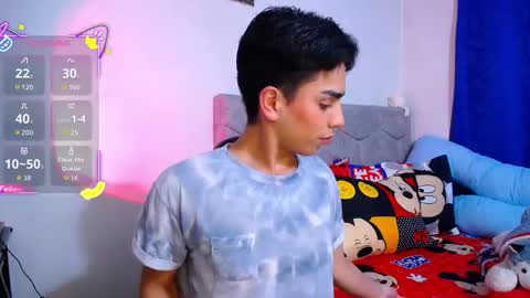 Owen  Independent model  online show from 1, 12, 2025