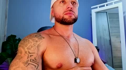 Snapshot of owenmaximus814 chatting on 9, 4, 2026 Maximus Owen online show from 9, 4, 2026
