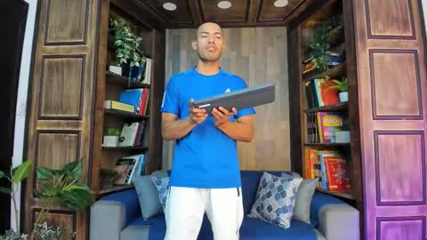Owen online show from 15, 10, 2025