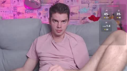 Snapshot of oxmikexo chatting on 14, 12, 2024 Mike online show from 14, 12, 2024