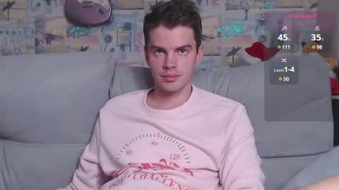 Snapshot of oxmikexo chatting on 15, 12, 2024 Mike online show from 15, 12, 2024