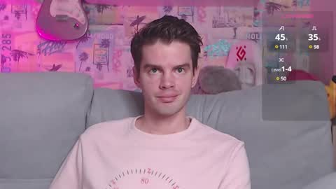 Snapshot of oxmikexo chatting on 1, 2, 2025 Mike online show from 1, 2, 2025