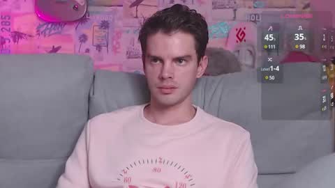 Snapshot of oxmikexo chatting on 1, 2, 2025 Mike online show from 1, 2, 2025