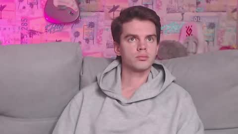 Snapshot of oxmikexo chatting on 13, 2, 2025 Mike online show from 13, 2, 2025