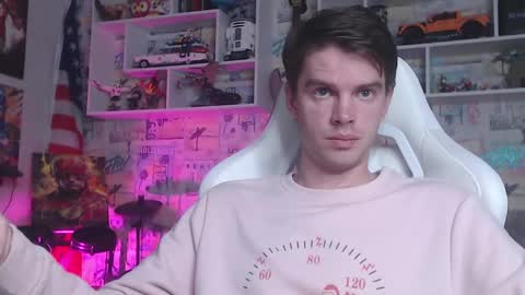 Snapshot of oxmikexo chatting on 27, 2, 2025 Mike online show from 27, 2, 2025