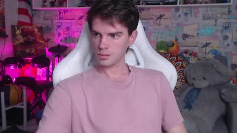 Snapshot of oxmikexo chatting on 3, 3, 2025 Mike online show from 3, 3, 2025