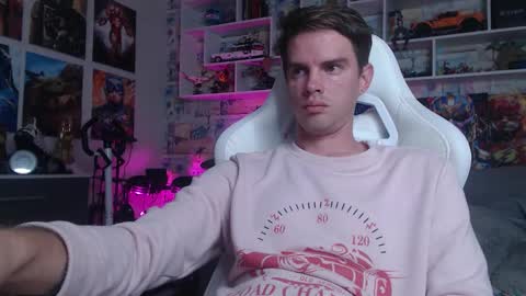 Snapshot of oxmikexo chatting on 1, 10, 2025 Mike online show from 1, 10, 2025