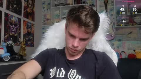 Snapshot of oxmikexo chatting on 1, 3, 2026 Mike online show from 1, 3, 2026