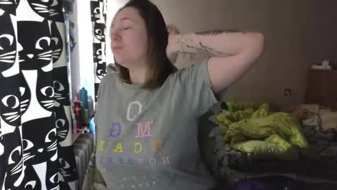 Snapshot of ozalin chatting on 25, 2, 2026 ozalin online show from 25, 2, 2026