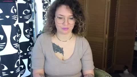 Snapshot of ozalin chatting on 25, 5, 2026 ozalin online show from 25, 5, 2026