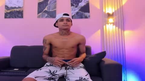 ozuna_hot_ online show from 3, 7, 2026
