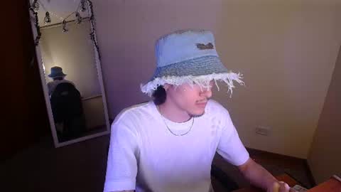 Snapshot of p_parker222 chatting on 16, 6, 2026 P PARKER online show from 16, 6, 2026