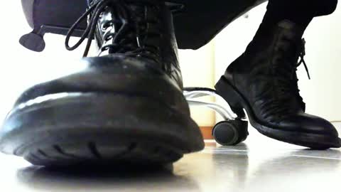 Snapshot of pablomenesssl chatting on 16, 2, 2025 Pablo Meness online show from 16, 2, 2025