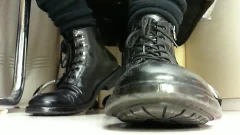 Snapshot of pablomenesssl chatting on 17, 2, 2025 Pablo Meness online show from 17, 2, 2025