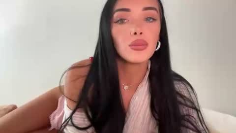 Snapshot of paigemckinnon chatting on 24, 6, 2026 paigey xxx link in bio online show from 24, 6, 2026