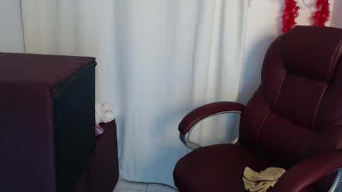 paiperhalliwey online show from 15, 2, 2026