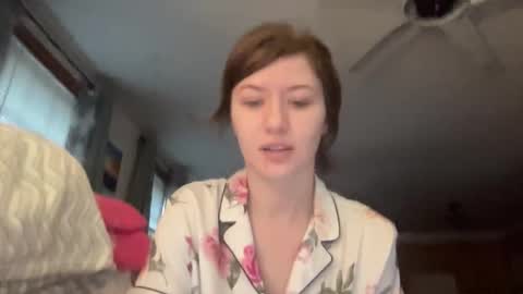 paisleysnowxo online show from 30, 10, 2025