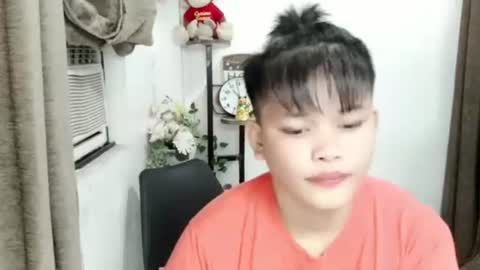 Snapshot of pakarat_karatxcx chatting on 13, 10, 2025 pakarat_karatxcx online show from 13, 10, 2025