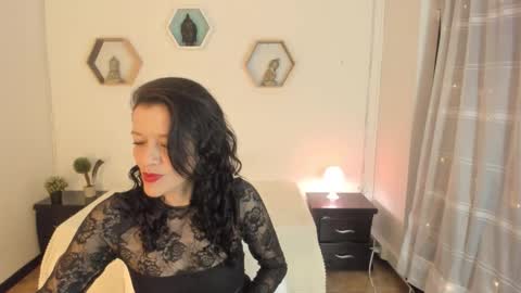 Paloma  online show from 12, 11, 2025