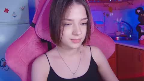 Snapshot of pambeeslyy chatting on 11, 7, 2026 Pam online show from 11, 7, 2026
