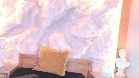 pamelaa_dior online show from 18, 5, 2026