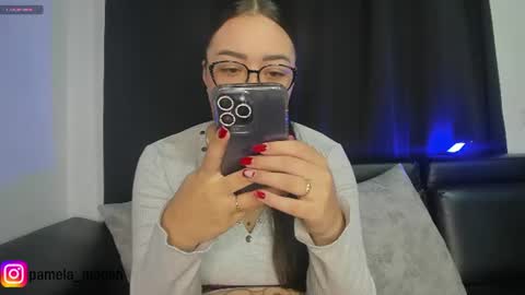 Snapshot of pamelaa_moon chatting on 10, 7, 2026 Pamelaa moon online show from 10, 7, 2026