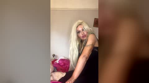 Snapshot of pammybarbwire chatting on 11, 5, 2026 Pammy Barbwire online show from 11, 5, 2026