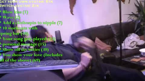 Snapshot of pannenkoekenkeizer chatting on 17, 5, 2026 Chris online show from 17, 5, 2026