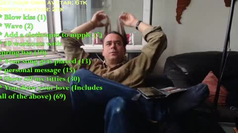 Snapshot of pannenkoekenkeizer chatting on 18, 5, 2026 Chris online show from 18, 5, 2026