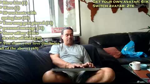 Snapshot of pannenkoekenkeizer chatting on 4, 7, 2026 Chris online show from 4, 7, 2026