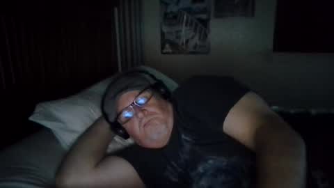 panos online show from 15, 4, 2026