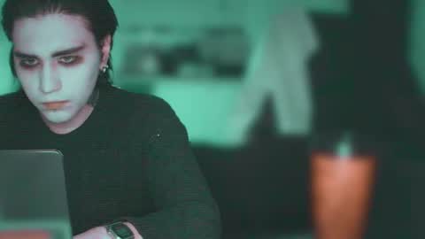 In bio online show from 9, 4, 2026