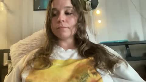 Snapshot of pantiesofthefae chatting on 27, 5, 2026 Pantiesofthefae online show from 27, 5, 2026