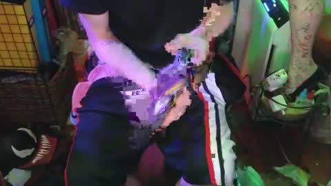 Snapshot of pantslesstraveler_plt chatting on 30, 1, 2025 PantsLessTraveler online show from 30, 1, 2025