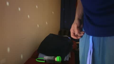 Snapshot of pantslesstraveler_plt chatting on 25, 2, 2025 PantsLessTraveler online show from 25, 2, 2025