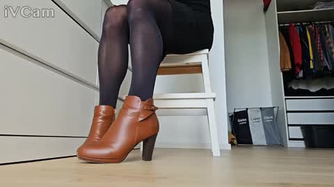 Snapshot of pantyhose_ggggg chatting on 4, 10, 2025 pantyhose_ggggg online show from 4, 10, 2025