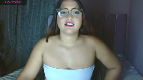 Paola Stone online show from 11, 7, 2026