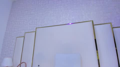 Paola  online show from 5, 11, 2025