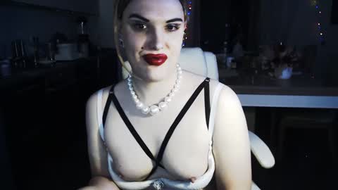 Sarina Williams online show from 6, 12, 2024