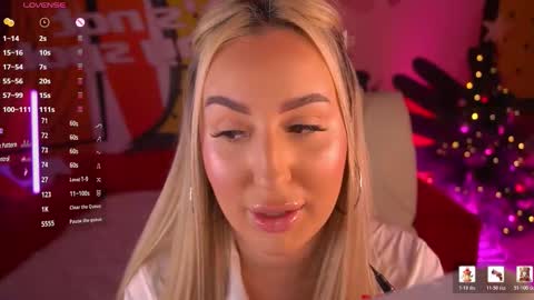 Snapshot of paolamola chatting on 11, 1, 2026 Lia online show from 11, 1, 2026