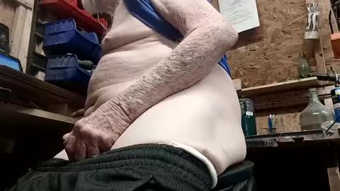 Snapshot of papajb70 chatting on 10, 9, 2025 papajb70 online show from 10, 9, 2025