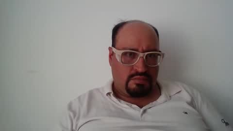 Snapshot of papi_adiel4 chatting on 2, 2, 2025 papi_adiel4 online show from 2, 2, 2025