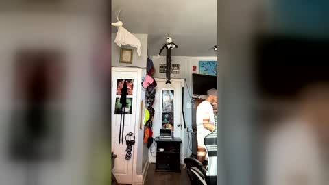 Snapshot of papian0 chatting on 22, 12, 2025 papian0 online show from 22, 12, 2025