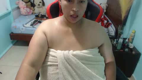 Snapshot of pareja_explosivasexx chatting on 11, 1, 2025 Luna online show from 11, 1, 2025