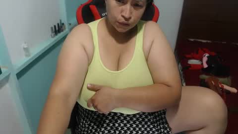 Snapshot of pareja_explosivasexx chatting on 26, 9, 2025 Luna online show from 26, 9, 2025